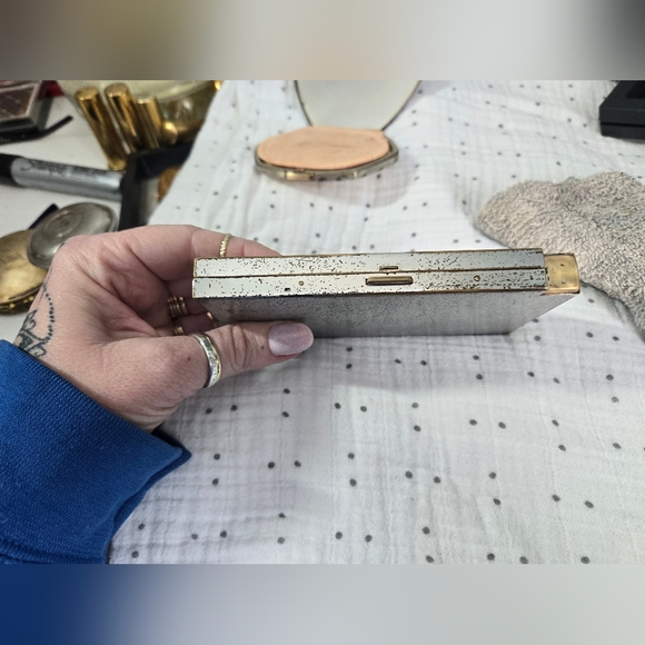 Sold - Picture 6 of 14